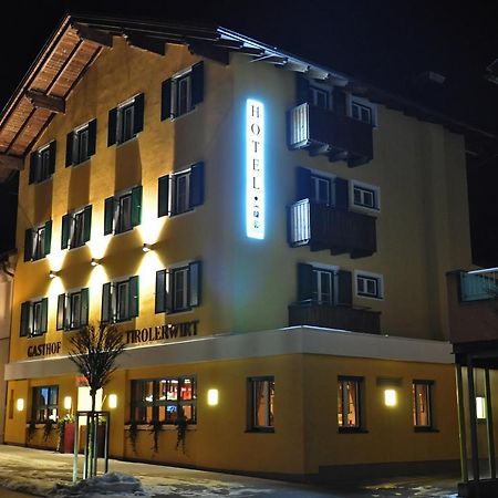 Hotel Gasthof Tirolerwirt Бішофсгофен Екстер'єр фото