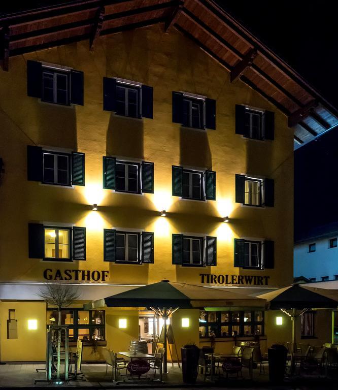 Hotel Gasthof Tirolerwirt Бішофсгофен Екстер'єр фото